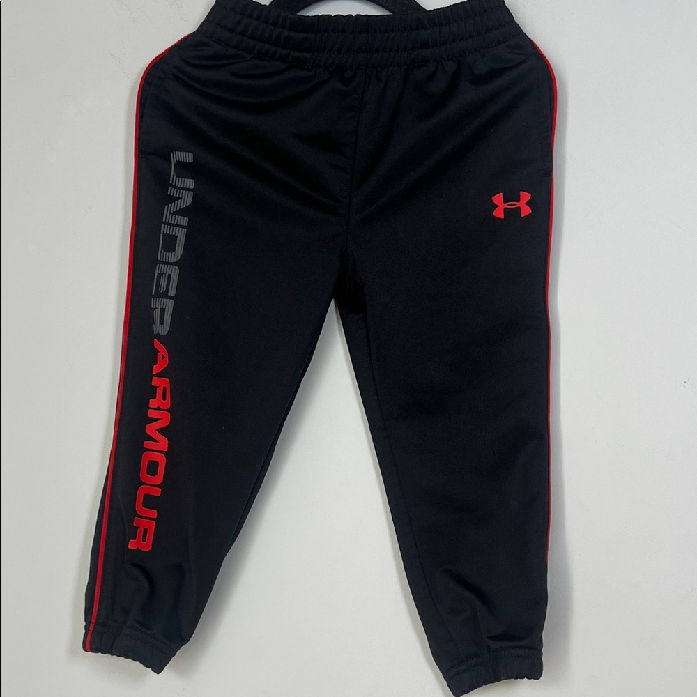 Under Armour Toddler Kids Black and Red Joggers Sweatpants Boys Size 2T